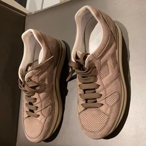 Barely used Hogan Shoes